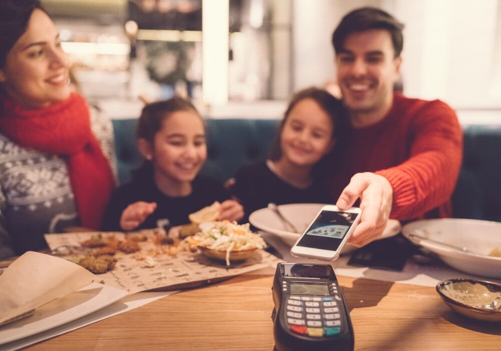 How POS Software Helps Retail Stores Manage Inventory Better